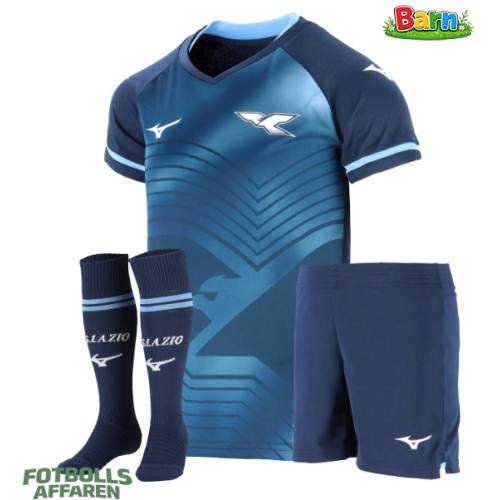 Lazio Tredjeställ Barn 2025-26 Kortärmad (+ Korta byxor)